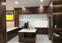 Hoàn thiện công trình tủ bếp gỗ Óc Chó Walnut tại quận 7